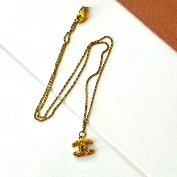 Chanel Gold & Crystal CC Logo Necklace - Picture 3 of 6